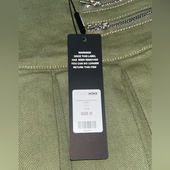 Janessa Pleated Mini Skort/Skirt - Olive - Fashion Nova - Picture 3 of 5